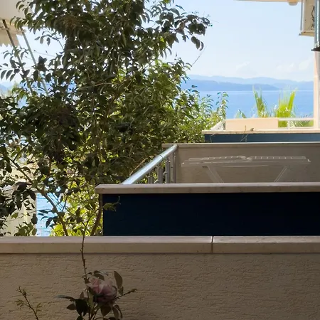 Amelia - Pet Friendly Apartman Saranda